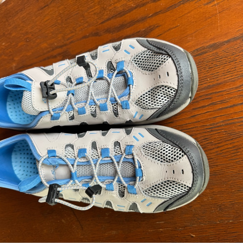 Eddie Bauer women’s trail  sneakers